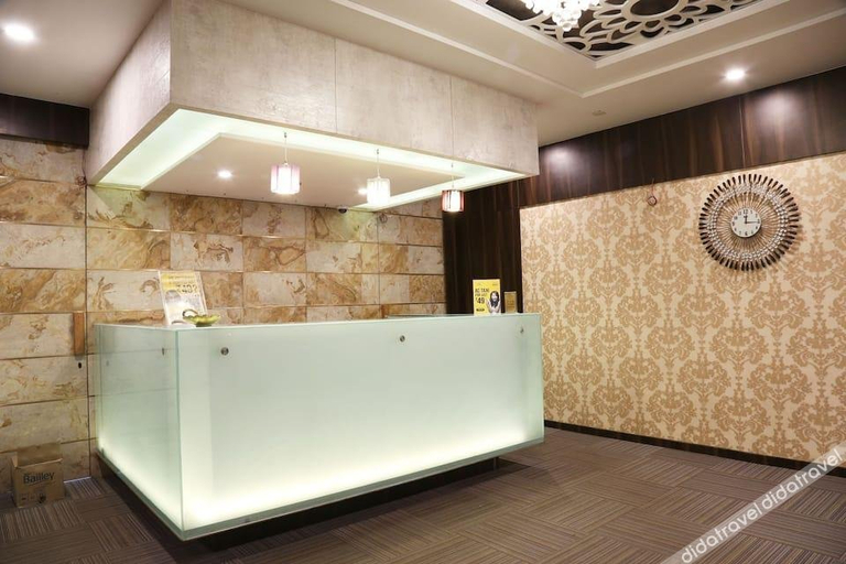 Others 4, HOTEL CENTER POINT, Solapur