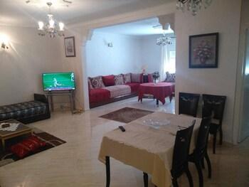 Others 4, Appartement Meublé, Meknès