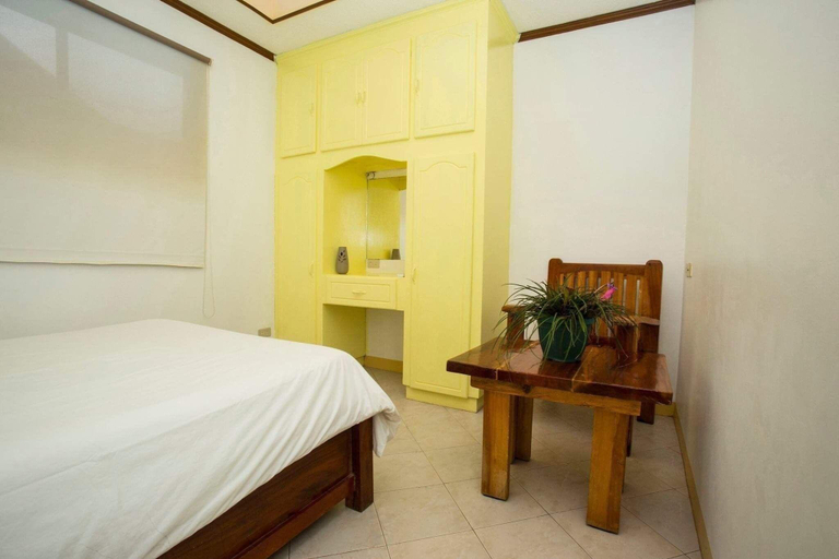 Bedroom 2, Vilus Place Bed and Breakfast, Malay