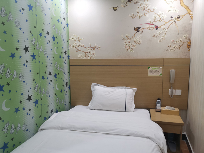 Bedroom, Shang Ming Apartment, Guangzhou
