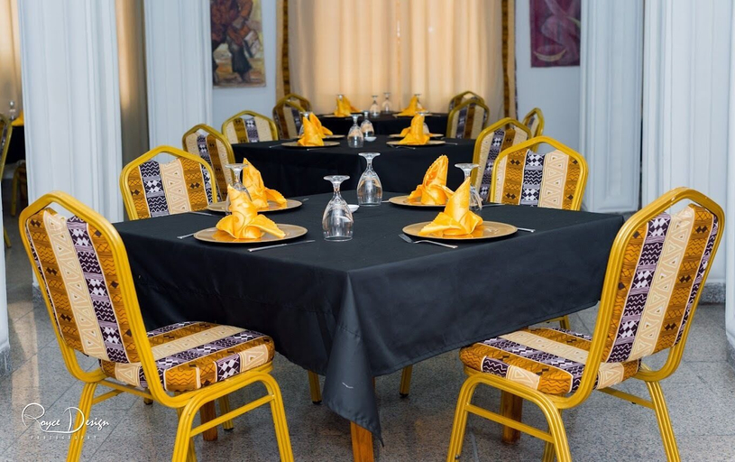 Food & Drinks 4, La Trezième, Kinshasa