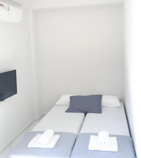 Bedroom 3, IL MIO, Sarandës