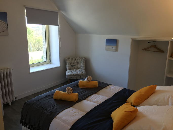 Bedroom 2, Treas Glaz Chambre d hotes, Finistère