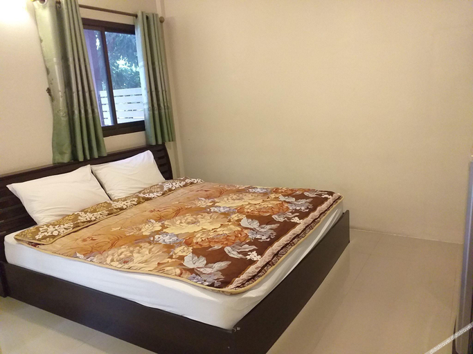 Bedroom 2, Raisubsomboon Resort, Sikhiu