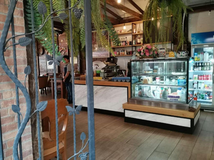 Food & Drinks 4, Harmony Inn, Pattaya