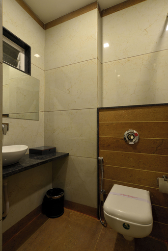 Bathroom 3, Hotel Jhankar Palace, Dhule