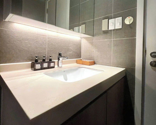 Bathroom 4, Vivian Boutique Republic Saigon Airport, Tân Bình
