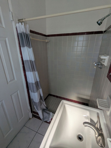 Bathroom 3, Ocean Mist Motel, Volusia