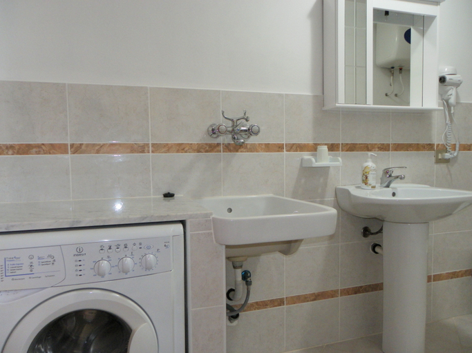 Bathroom 2, Residence Santa Barbara, Reggio Di Calabria