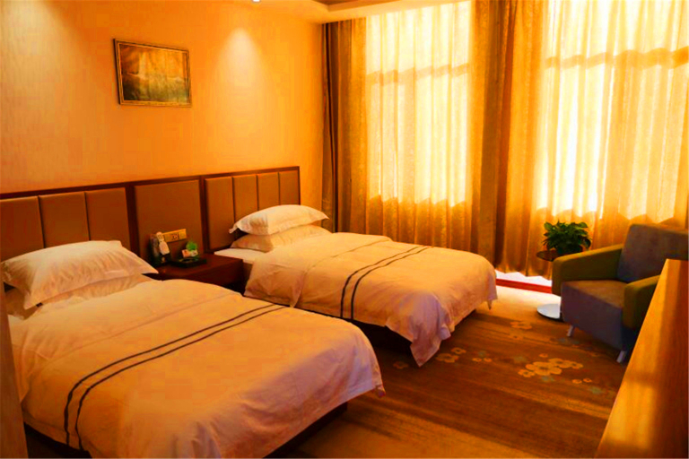 Bedroom 2, エジンホテル, Alxa