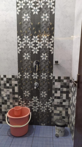 Bathroom 3, Nagas Inn by Unicorn, Krishnagiri