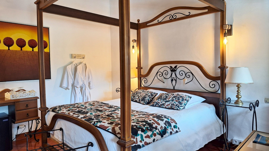 Bedroom 5, La Bergerie du Moulin, Var