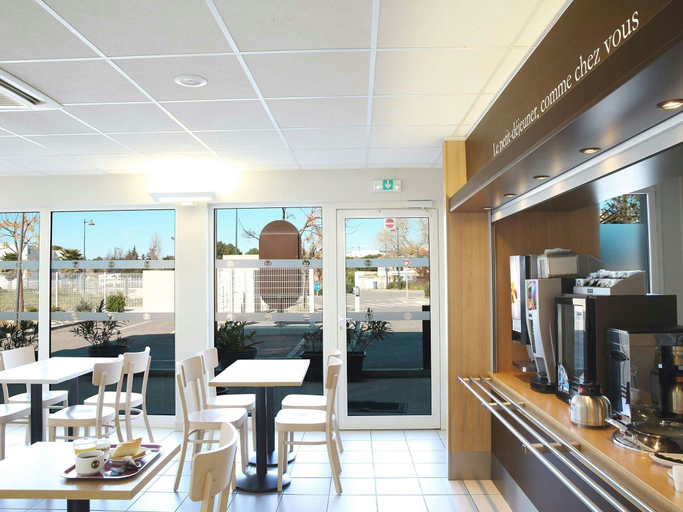 Food & Drinks, B&B HOTEL Marseille Aeroport Saint-Victoret, Bouches-du-Rhône