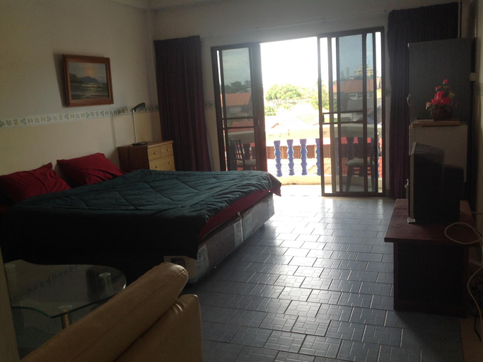 Bedroom 2, BEN & LEK GUESTHOUSE, Pattaya
