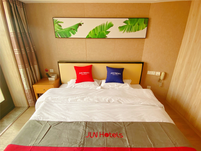Bedroom 2, Junyi Chain Hotel (Taixing Wuyue Plaza Taixing Park Branch), Taizhou