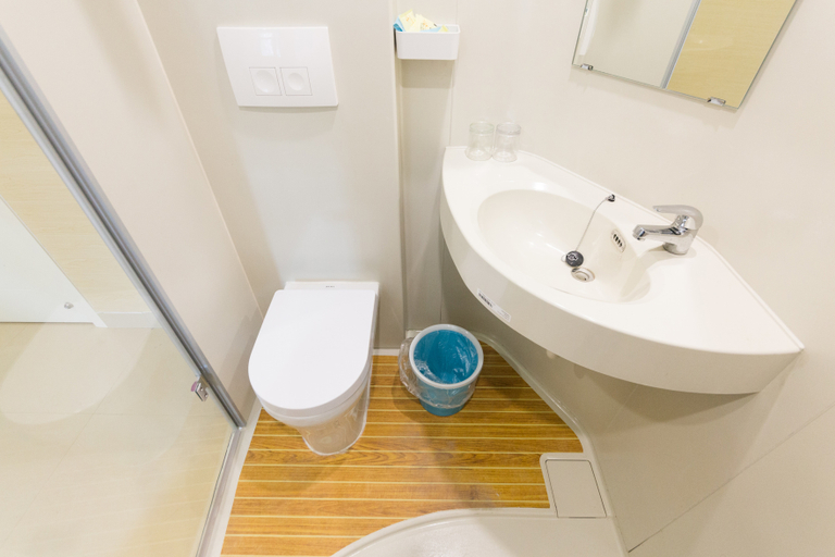 Bathroom 3, Yilong Chain Hotel (Lanzhou Plaza Xikou Branch), Lanzhou