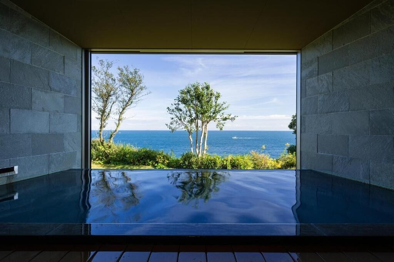 Pool 3, OyadoThe Earth, Toba