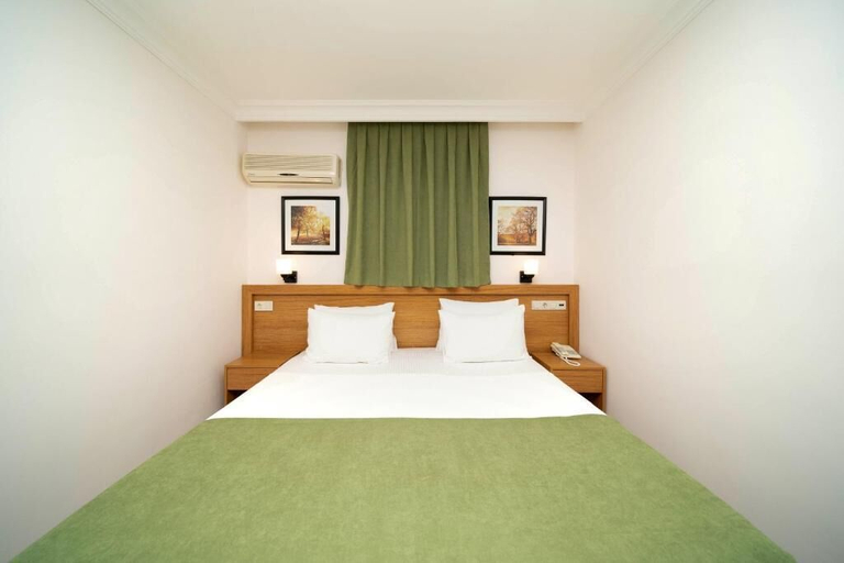Bedroom 2, Qualia Park Hotel, Fethiye