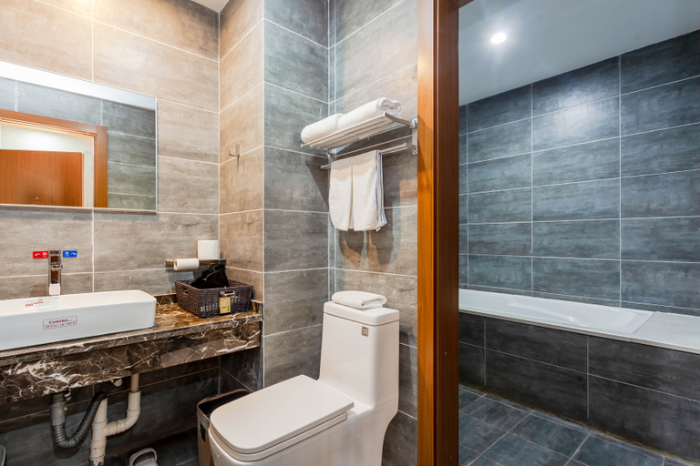 Bathroom, Bolan Hotel, Suzhou