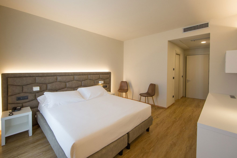 Bedroom 3, Riparbella Country Suite, Pisa