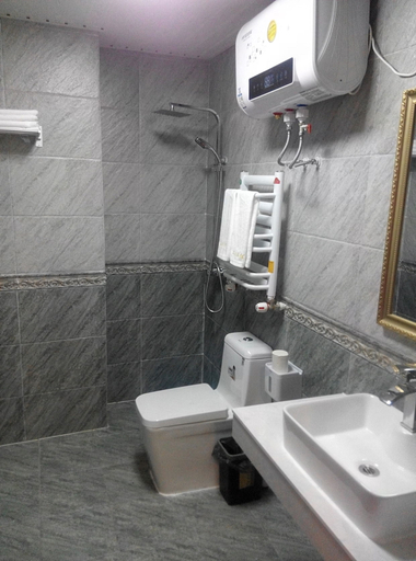 Bathroom 5, Hulunbuir Mingdu Hotel, Hulunbuir