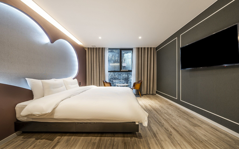 Bedroom 4, Jincheon Hotel Lacus, Eumseong