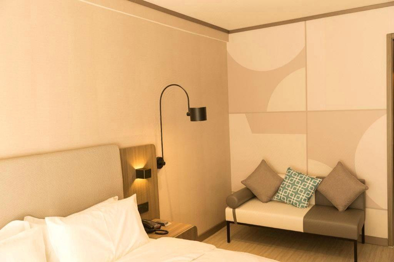 Bedroom 2, Hanting Hotel Tengzhou Longquan Road, Zaozhuang