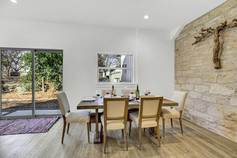 5, The Homestead Carriage House, Gillespie