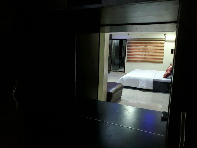 Room 2, Flat - Sleeps 6 With Parking, AbujaMun