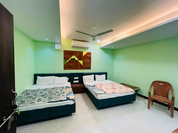 Others 4, Shree radhe krishna hotel, Ujjain