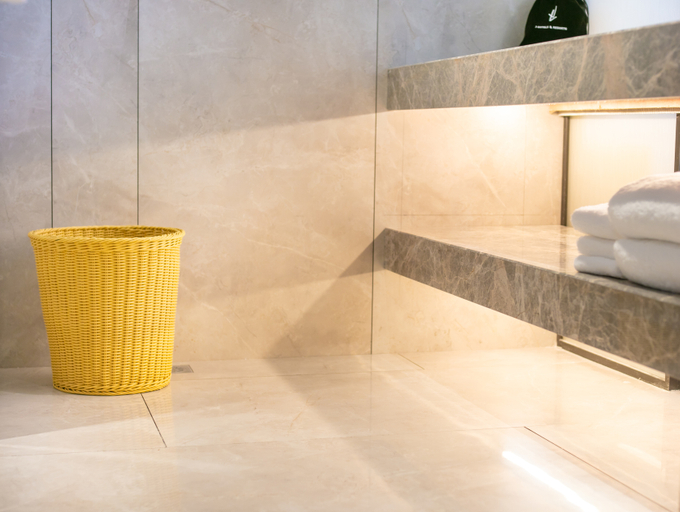 Bathroom 3, Beihai J Hotel (Beihai Silver Beach), Beihai