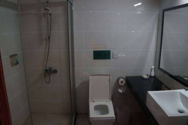Bathroom, Yizhang Yiyuan Hotel, Chenzhou