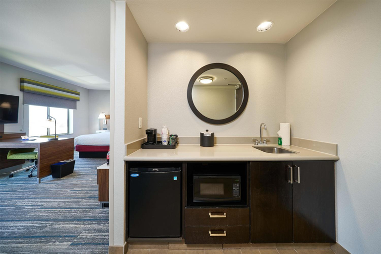 Bathroom 4, Hampton Inn & Suites Salinas, Monterey