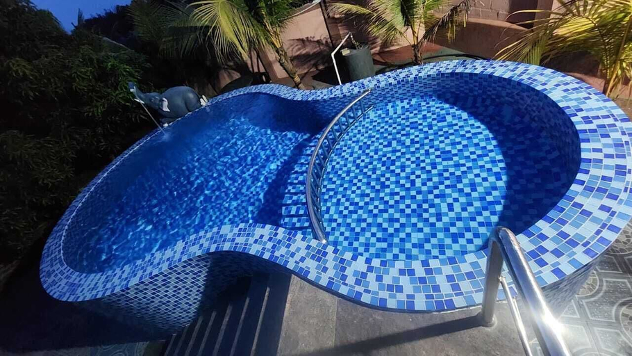 Pool, HAPPY MATES, Viluppuram
