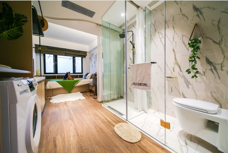 Bathroom, CJIA Apartment (Beijing Anhuaqiao Metro Station), Beijing