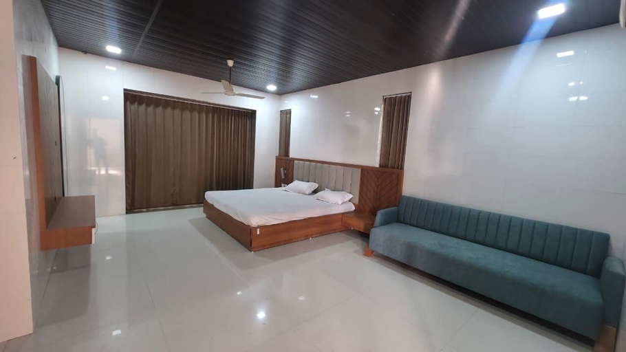Room 1, Balaji Upvan Resort, Ahmadabad