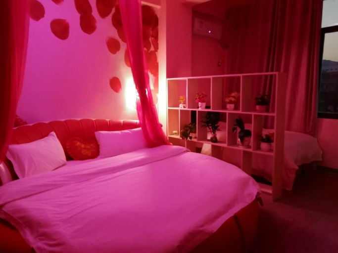 Bedroom 2, Fenglin Art Hotel, Guilin