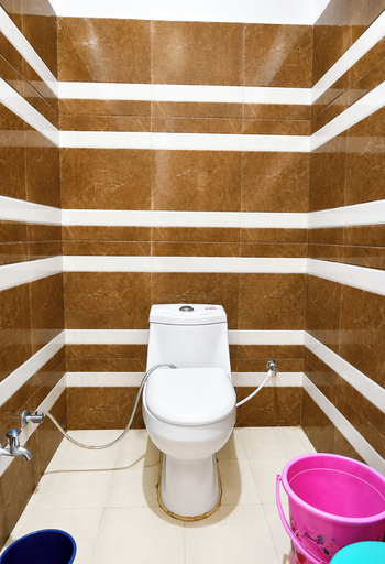 Bathroom, Hotel Shree Puram Homestay Varanasi, Varanasi