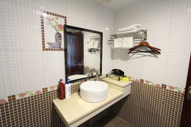 Bathroom 3, Jin'an Fashion Hotel, Foshan