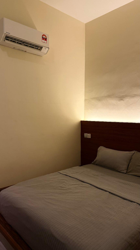 Bedroom 3, De Benz Inn, Malacca City