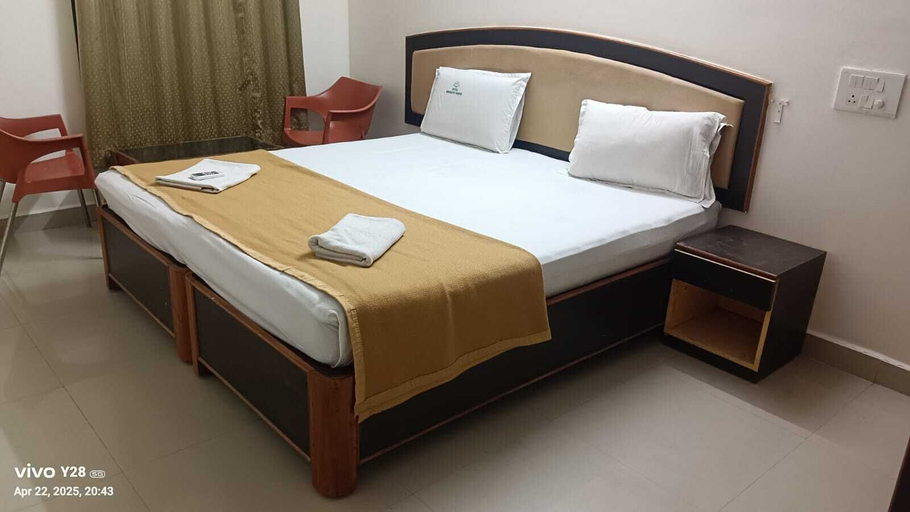Bedroom, Hotel swagath grand, Chittoor