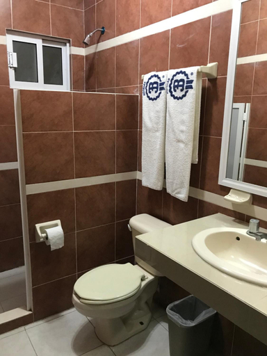 Bathroom 4, Hotel Dorado Malecon & Playa, Veracruz