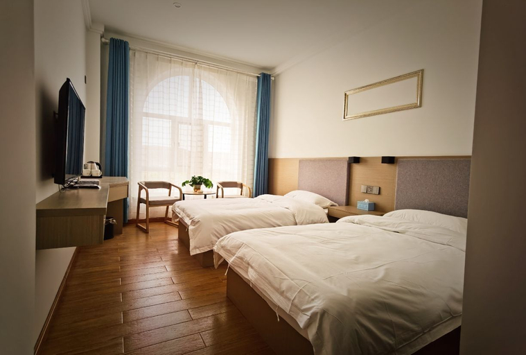 Bedroom, Shanbei Holiday Hotel, Yulin