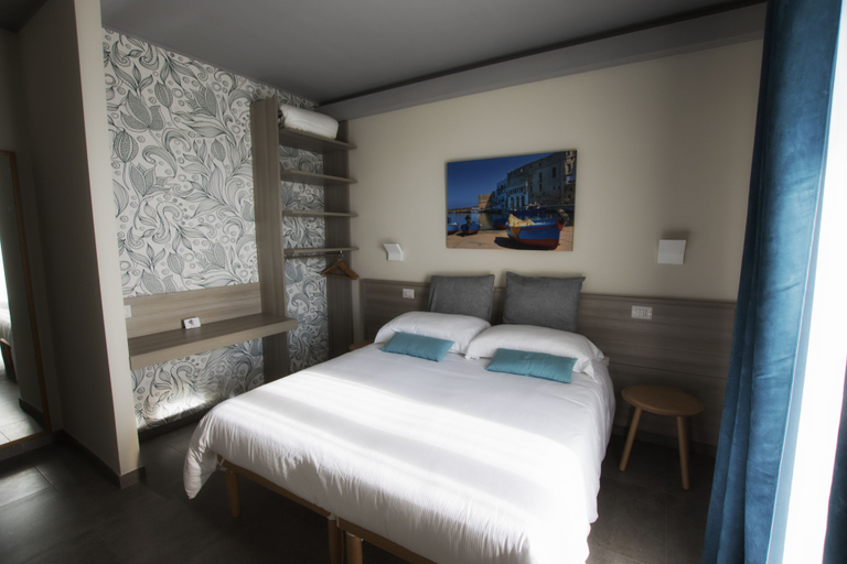 Bedroom 2, Casa Borgo Regina B&B Bari, Bari