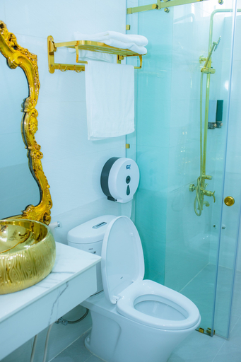 Bathroom, King Villa Hotel, Quảng Ngãi