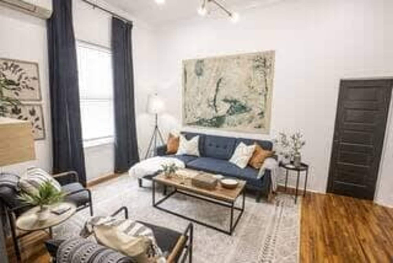 Room 5, Group-friendly Lafayette Stay, Lafayette