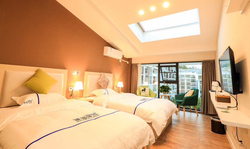 Bedroom 2, Huangguoshu Pufuyuan Hotel, Anshun