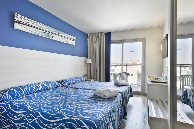 Bedroom 3, Best San Francisco, Tarragona