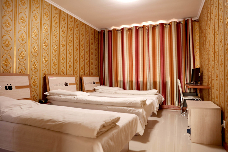 Bedroom, Genyuan Guesthouse, Hulunbuir