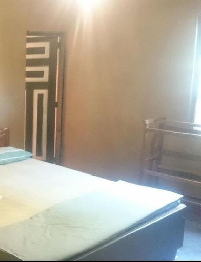 Bedroom 2, Kamatha Resort, Thamankaduwa